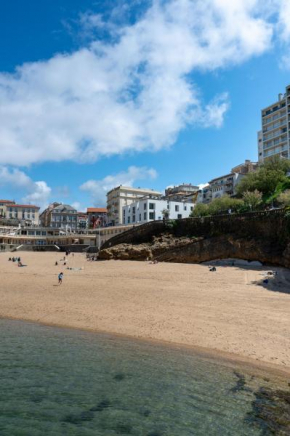  Hotel de La Plage - Nouvel Etablissement  Биарриц